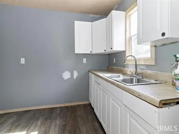 $51,999 | 2807 South Nebraska Street, Marion, IN 46953