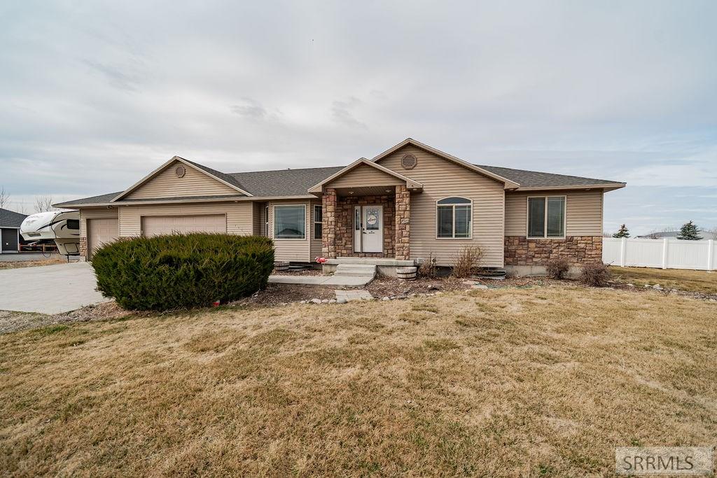 111 3962 East Rigby, ID 83442 - Photo 3 of 42