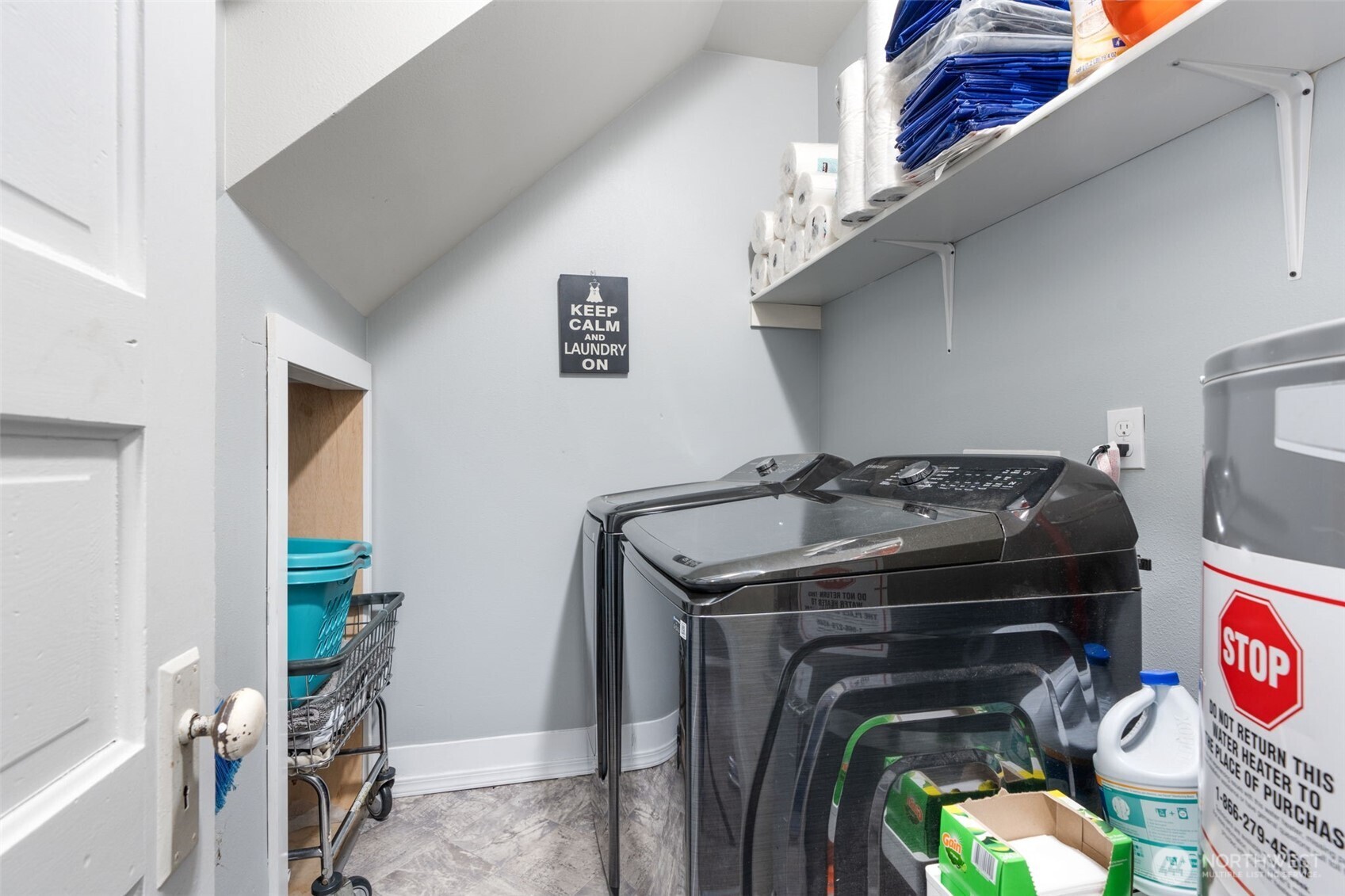 2163 Wildwood Road Curtis, WA 98538 - Photo 12 of 36 a utility room with dryer and washer
