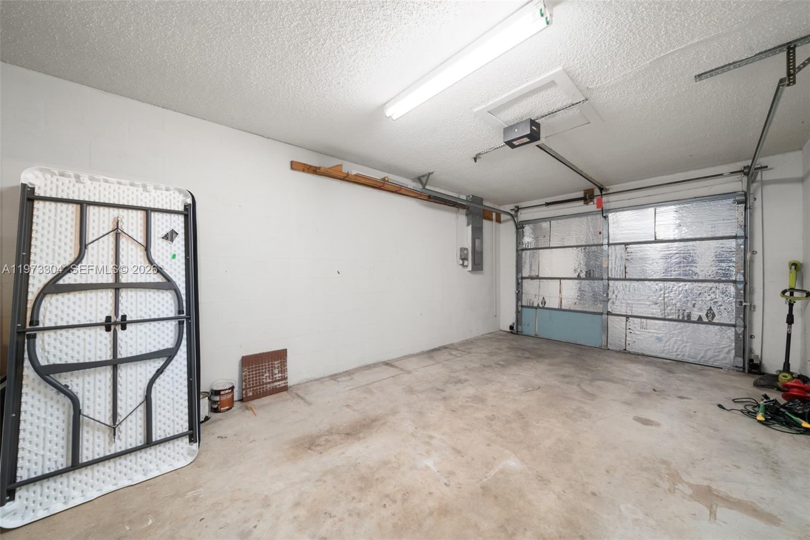 2067 North Terrapin Road Avon Park, FL 33825 - Photo 26 of 43 a view of a livingroom with a staircase