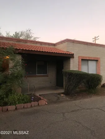 $1,075 | 3699 North Mountain Avenue, Unit 13, Tucson, AZ 85719