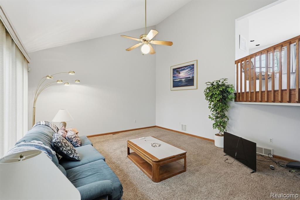 5436 North Lakeshore Road Deckerville, MI 48427 - Photo 7 of 48