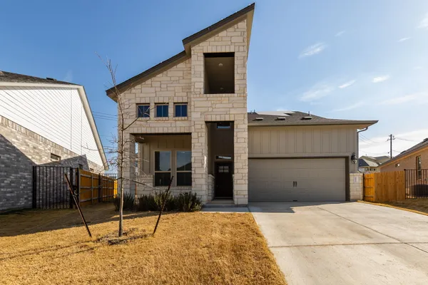 $2,800 | 2812 Sebring Circle, Austin, TX 78747