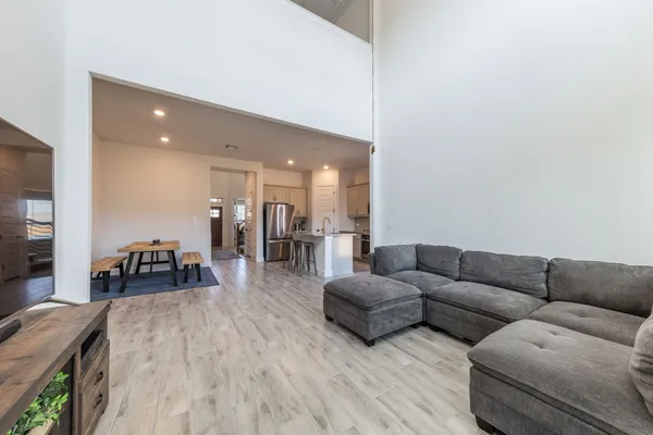 $2,800 | 2812 Sebring Circle, Austin, TX 78747