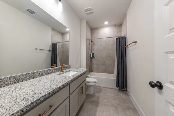 $2,800 | 2812 Sebring Circle, Austin, TX 78747