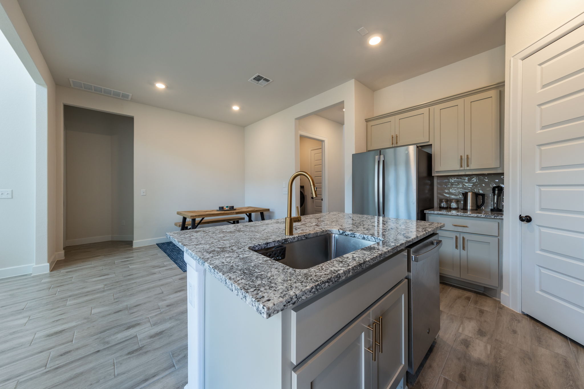 2812 Sebring Circle Austin, TX 78747 - Photo 9 of 40