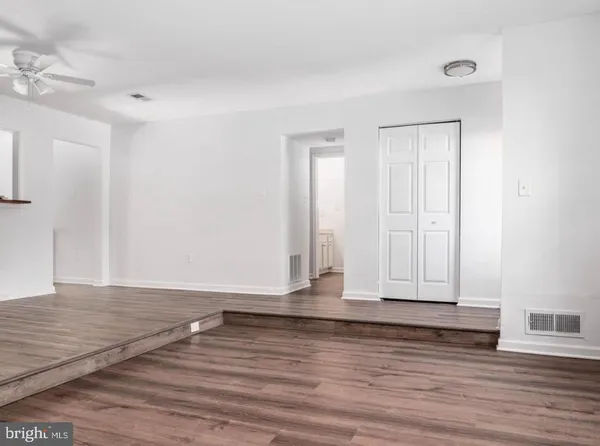 $2,300 | 1468 Lowell Court, Crofton, MD 21114