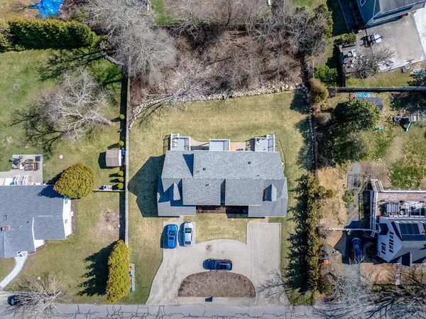 $1,395,000 | 78-82 Church Street, Mattapoisett, MA 02739