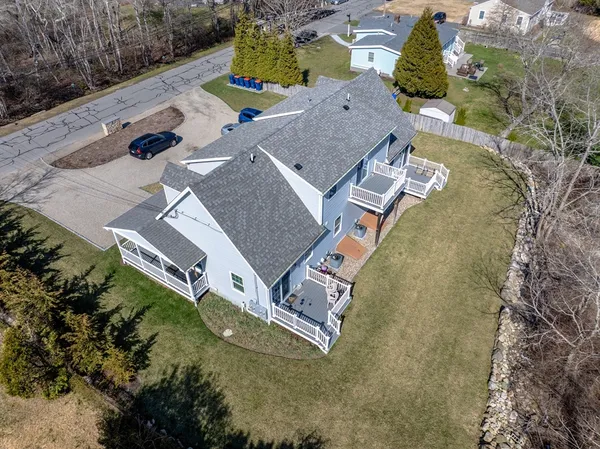 $1,395,000 | 78-82 Church Street, Mattapoisett, MA 02739