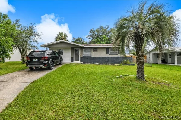 $165,000 | 9 Polk Street, Beverly Hills, FL 34465