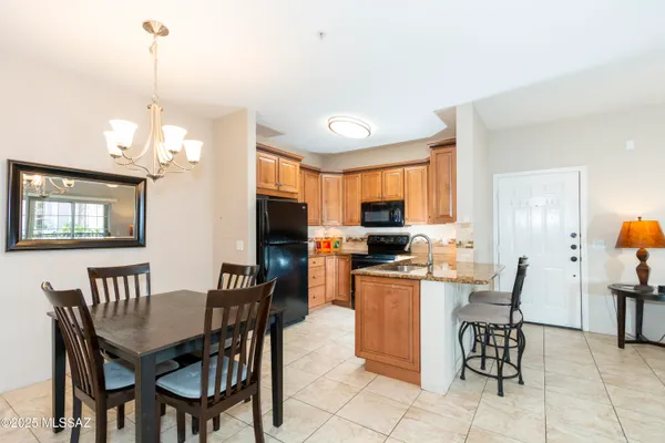$250,000 | 1500 East Pusch Wilderness Drive, Unit 6102, Tucson, AZ 85737