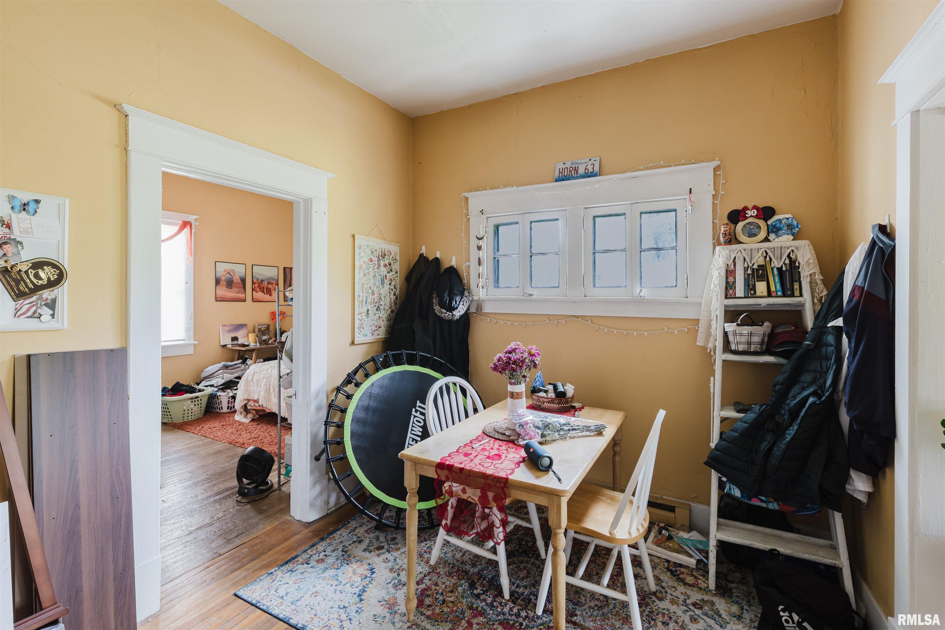 209 North Springer Street Carbondale, IL 62901 - Photo 15 of 30