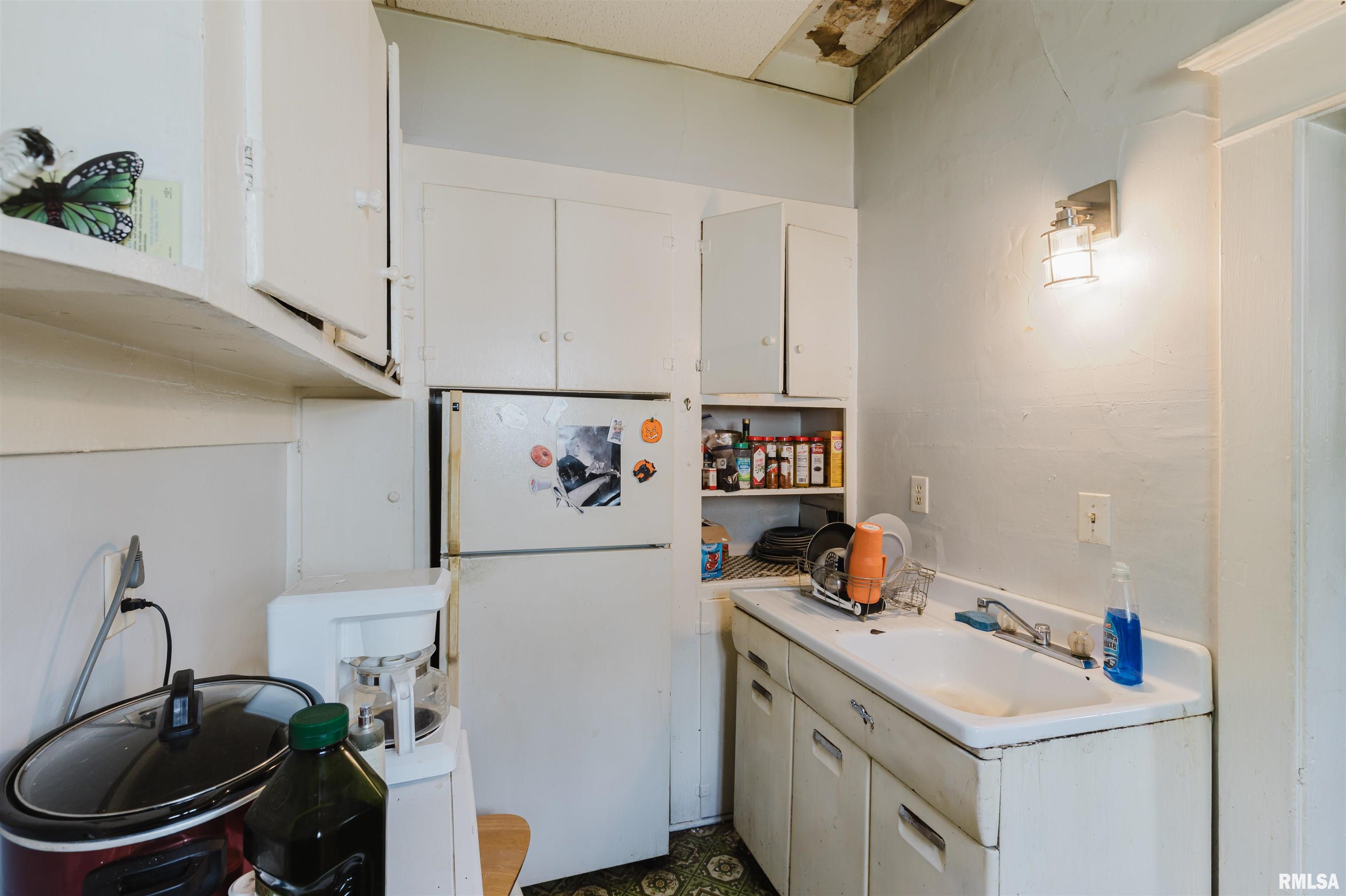 209 North Springer Street Carbondale, IL 62901 - Photo 27 of 30