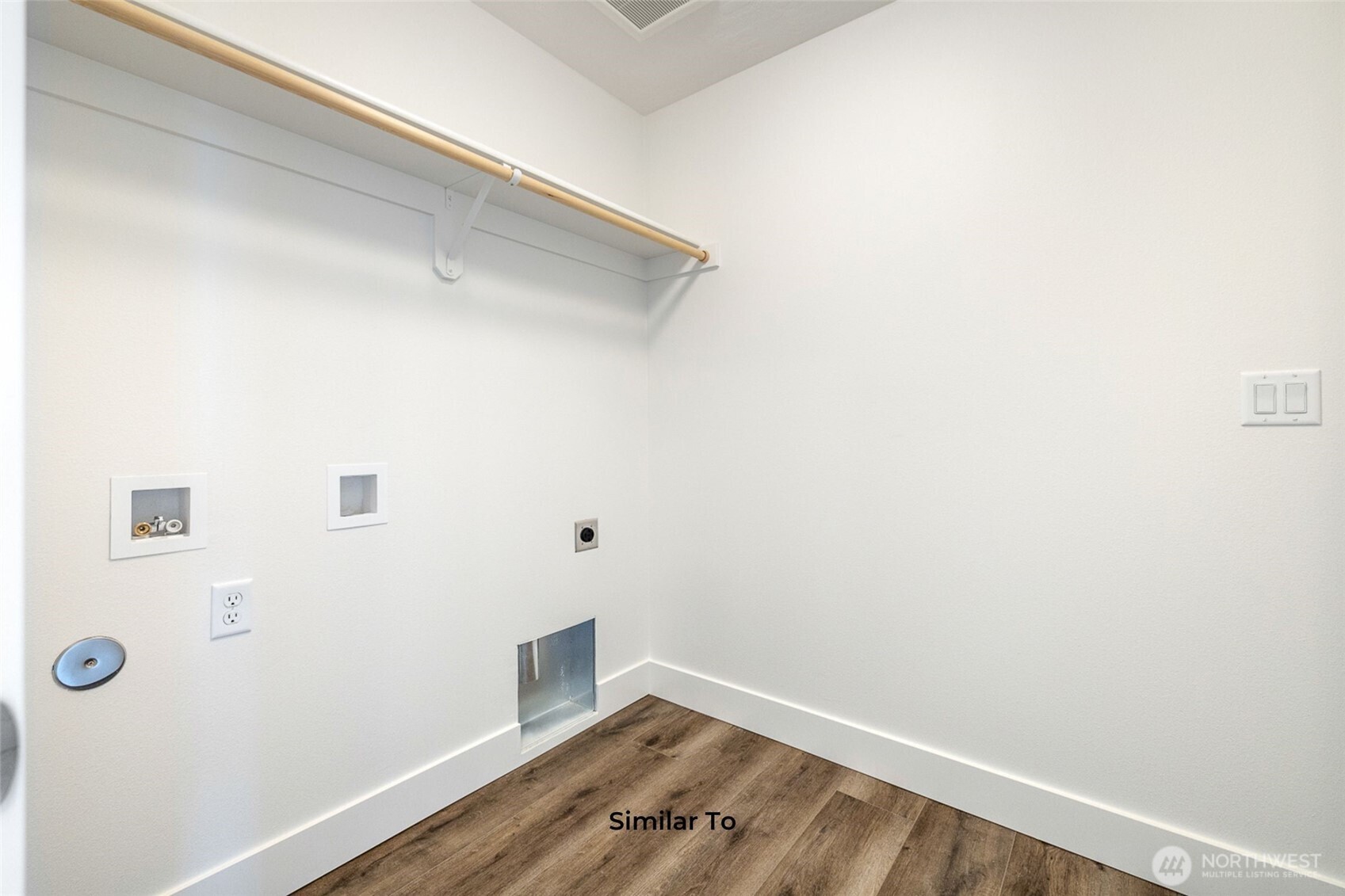 4251 Sandy Street Moses Lake, WA 98837 - Photo 2 of 19 a view of small space