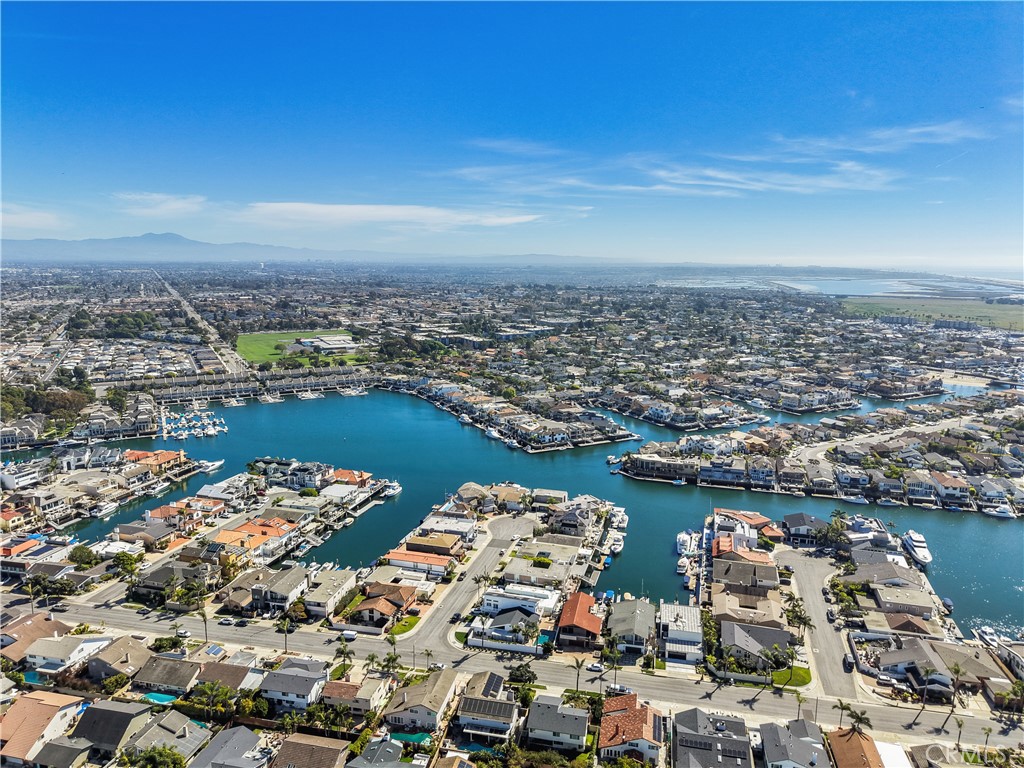 4232 Calhoun Drive Huntington Beach, CA 92649 - Photo 42 of 51