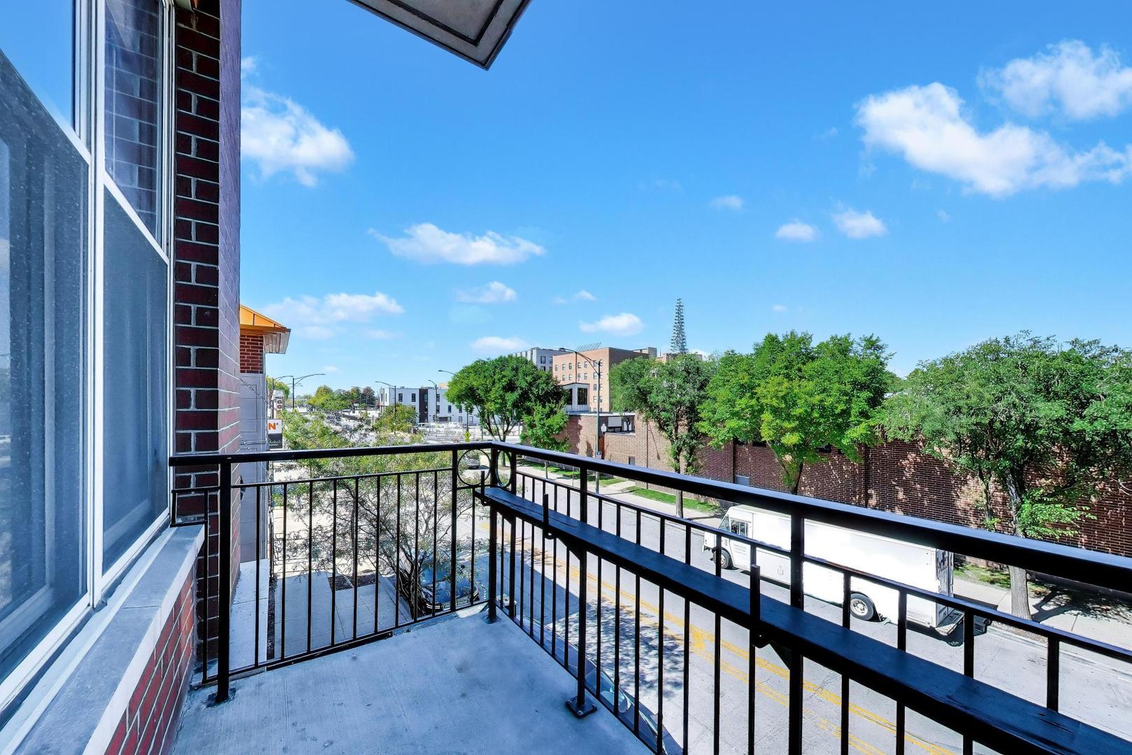 6 South Laflin Street, Unit 301 Chicago, IL 60607 - Photo 26 of 33 Gallery Image 26