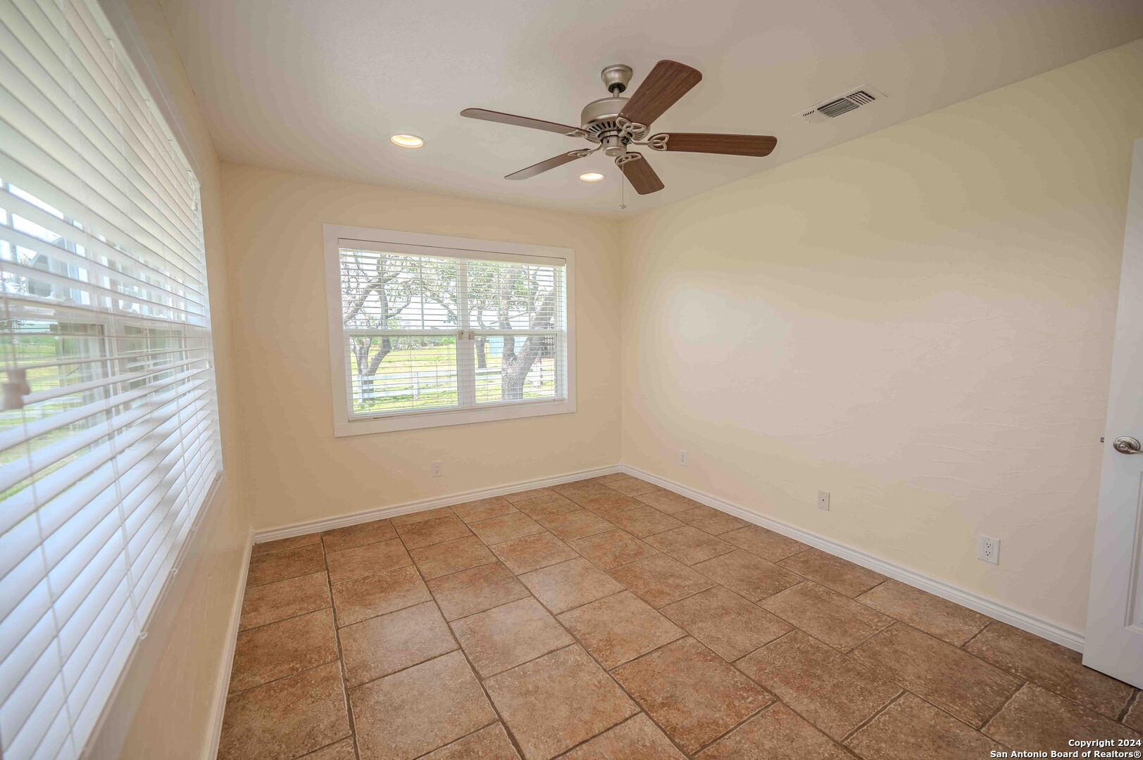 327 Otto Eckhardt Road Fredericksburg, TX 78624 - Photo 19 of 47