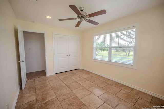 $4,500 | 327 Otto Eckhardt Road, Fredericksburg, TX 78624