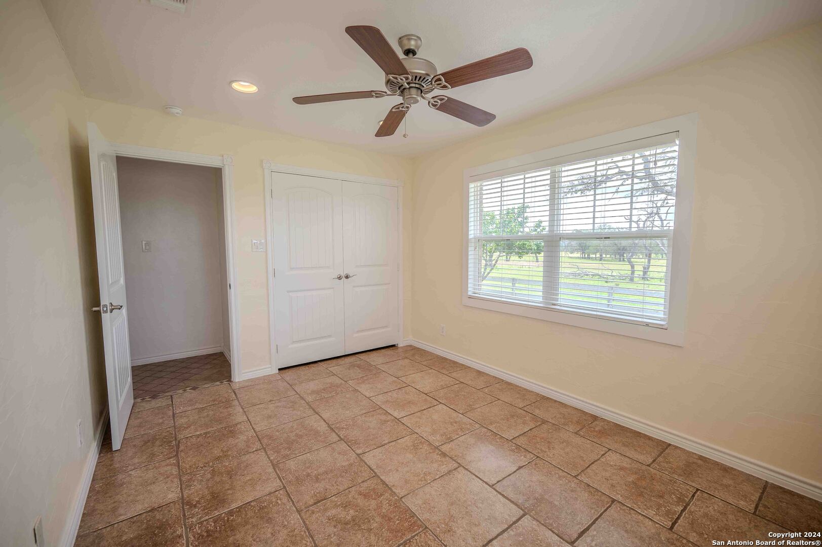 327 Otto Eckhardt Road Fredericksburg, TX 78624 - Photo 20 of 47