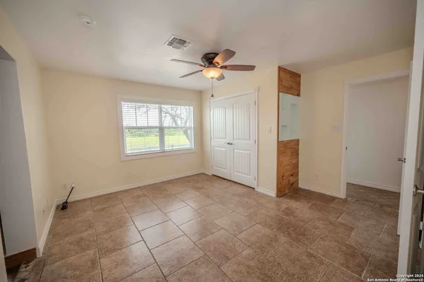 $4,500 | 327 Otto Eckhardt Road, Fredericksburg, TX 78624