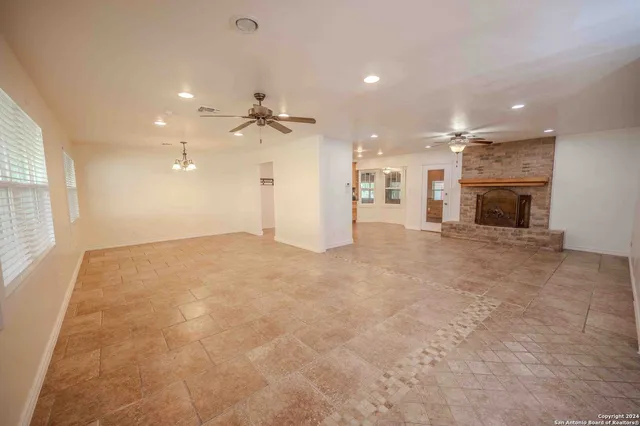 $4,500 | 327 Otto Eckhardt Road, Fredericksburg, TX 78624