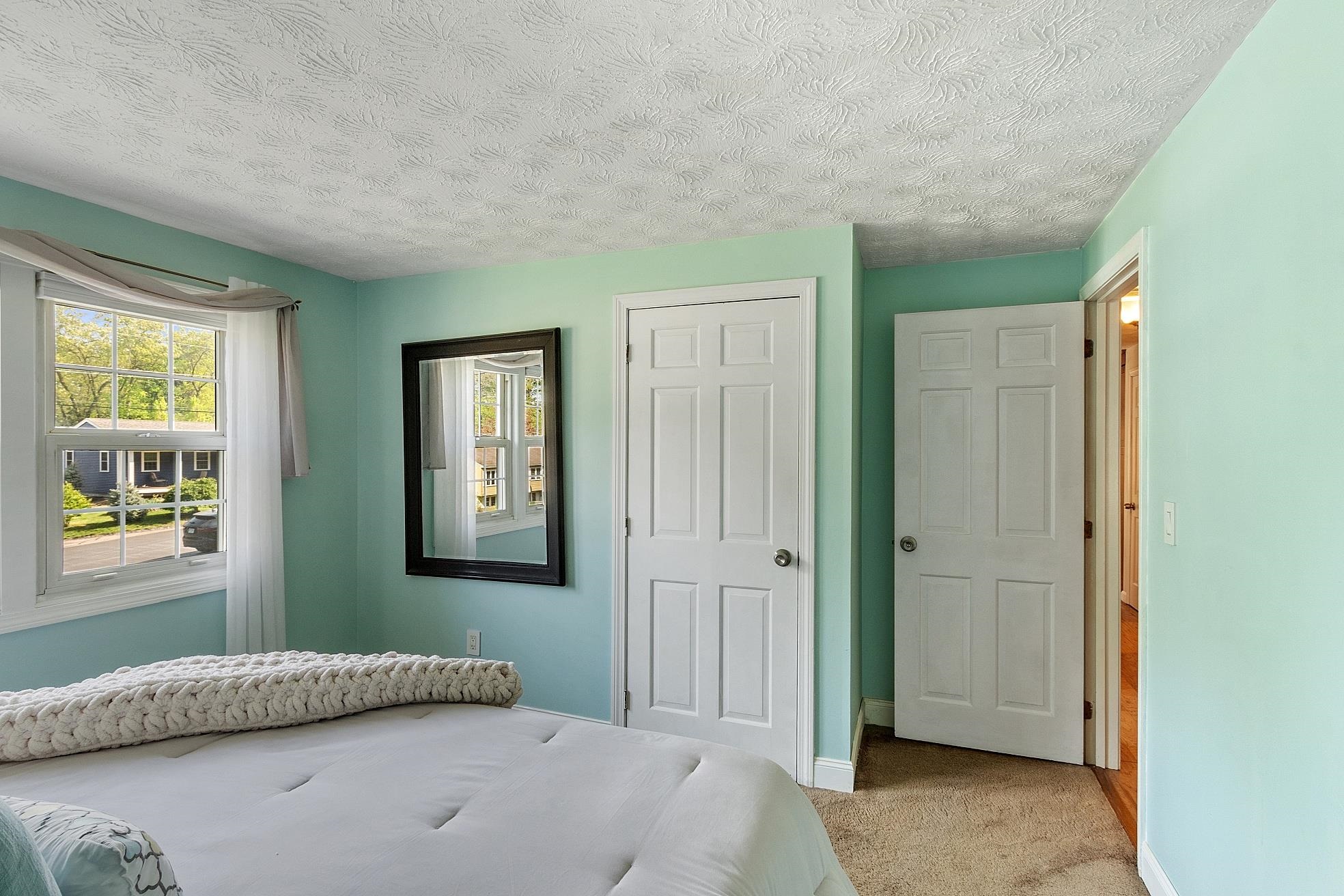 18 Sagamore Road Nashua, NH 03062 - Photo 21 of 46