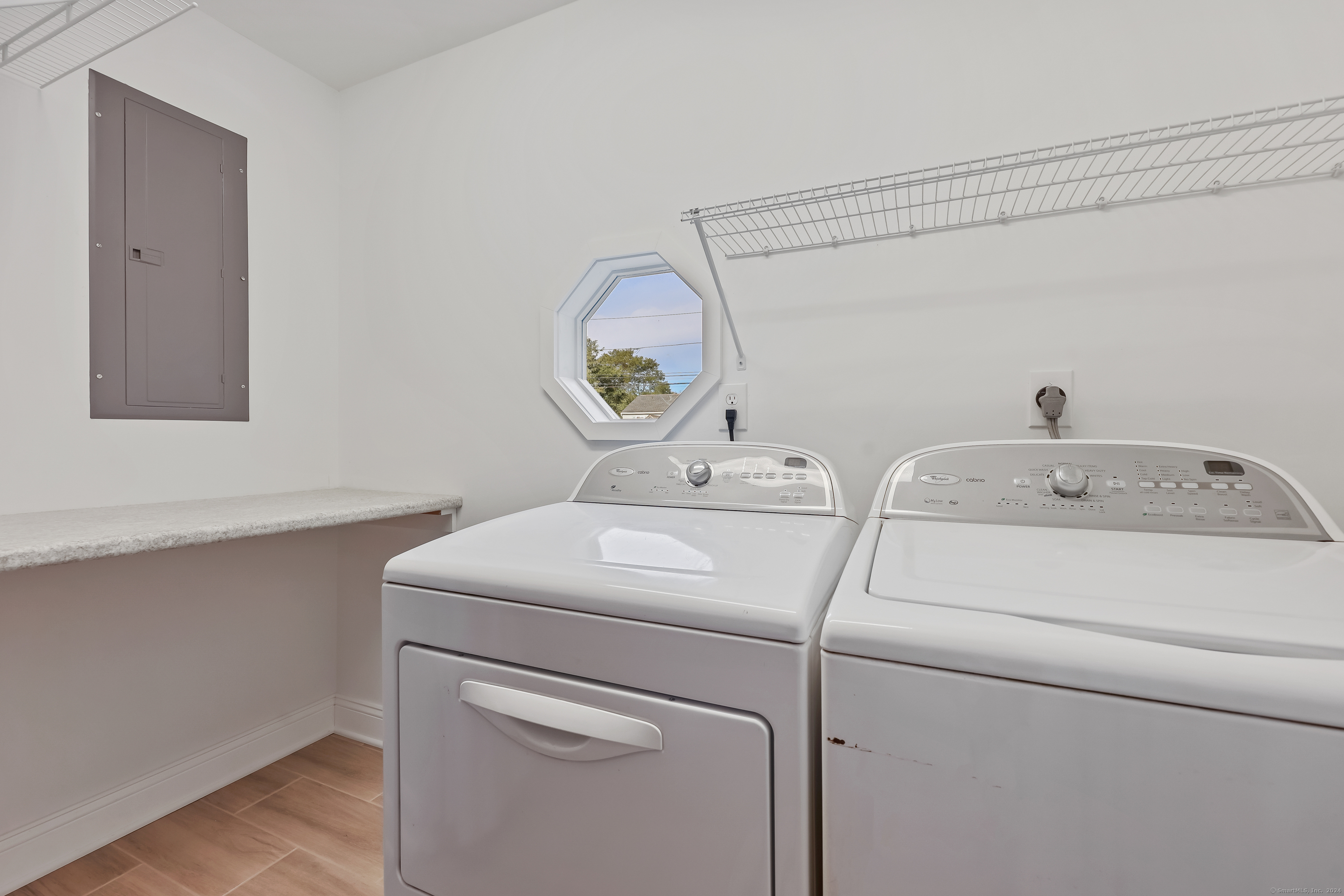 87 Old Dam Road Fairfield, CT 06824 - Photo 31 of 39 Main Level Laundry