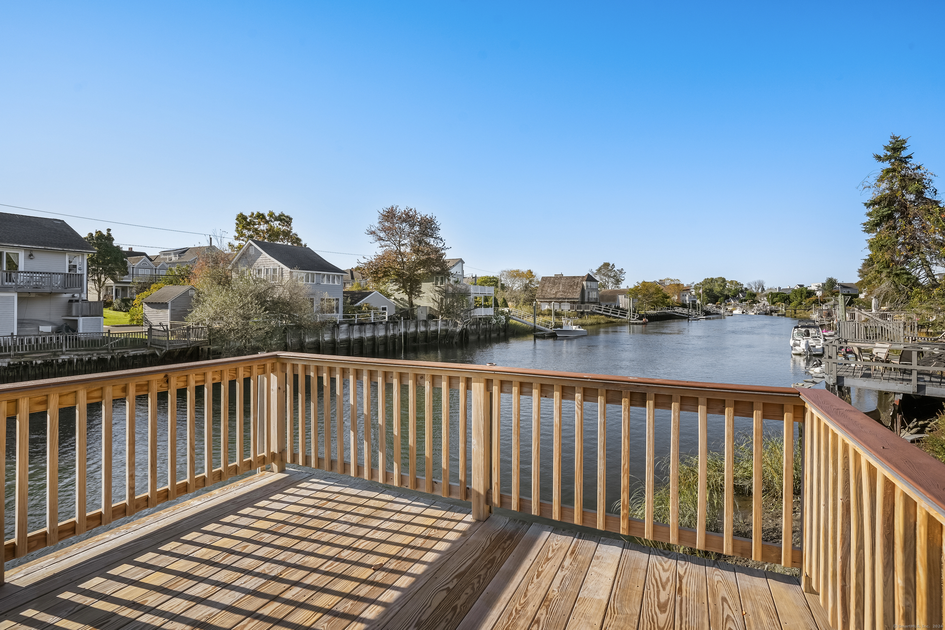 87 Old Dam Road Fairfield, CT 06824 - Photo 6 of 39