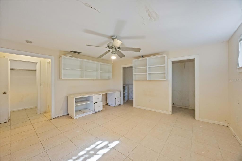 860 South Beneva Road Sarasota, FL 34232 - Photo 25 of 64