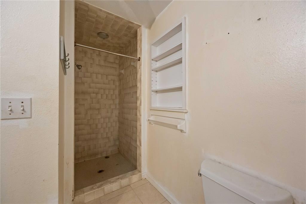 860 South Beneva Road Sarasota, FL 34232 - Photo 28 of 64 a bathroom with a shower