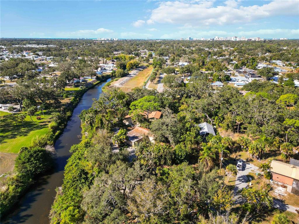 860 South Beneva Road Sarasota, FL 34232 - Photo 37 of 64 an aerial view of residential houses with outdoor space