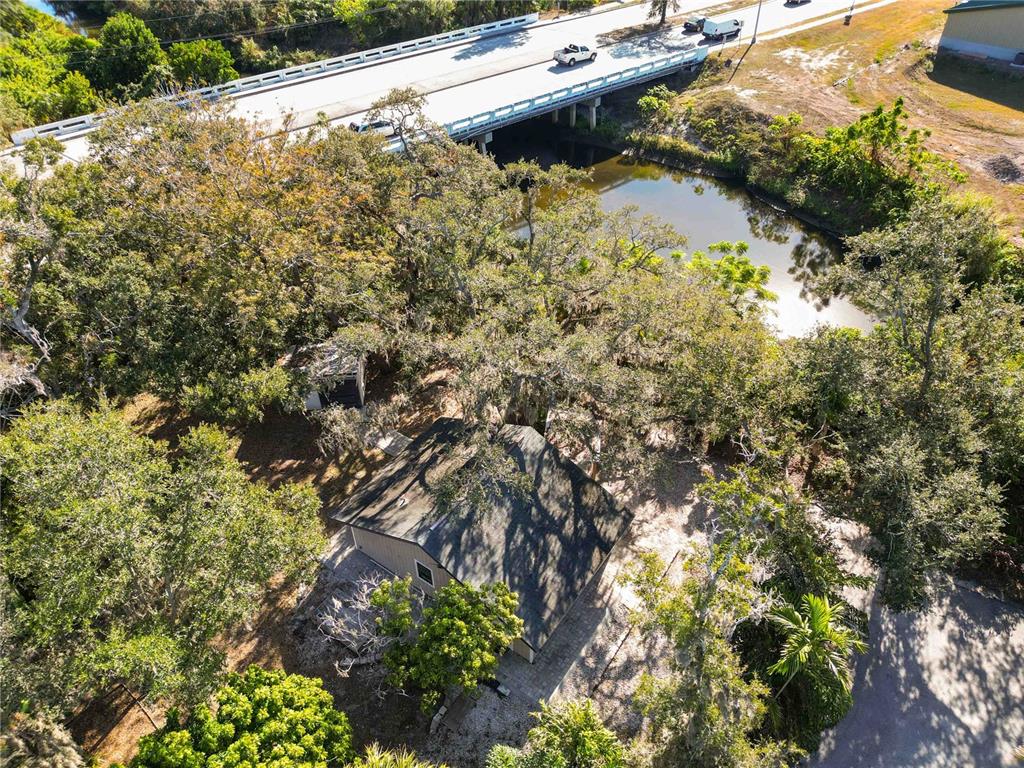 860 South Beneva Road Sarasota, FL 34232 - Photo 38 of 64