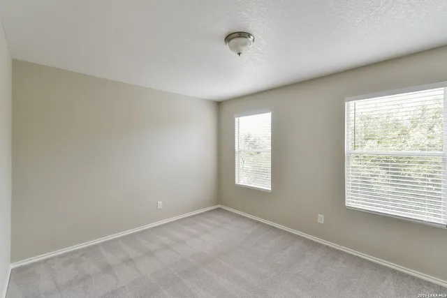 $2,000 | 338 Spruce Breeze, San Antonio, TX 78245