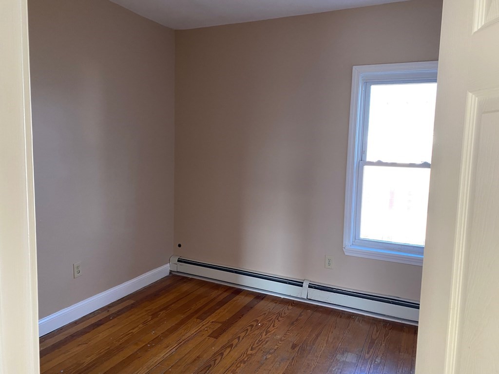 183 Earle Street Fall River, MA 02723 - Photo 14 of 16 Gallery Image 14