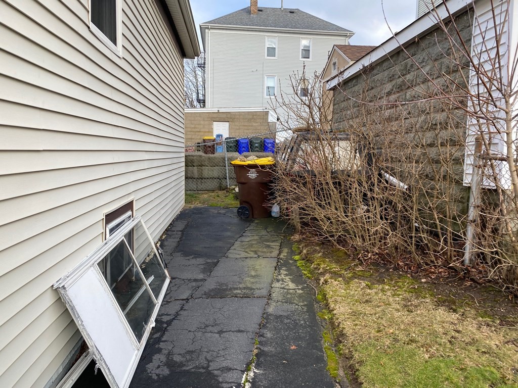 183 Earle Street Fall River, MA 02723 - Photo 4 of 16 Gallery Image 4