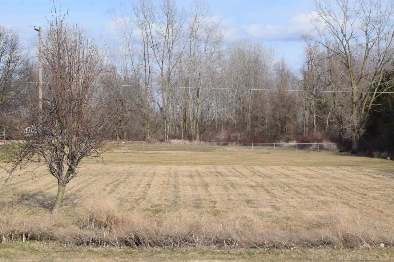 1937 South Sandusky Road Sandusky, MI 48471 - Photo 20 of 21 31343648-19.JPG