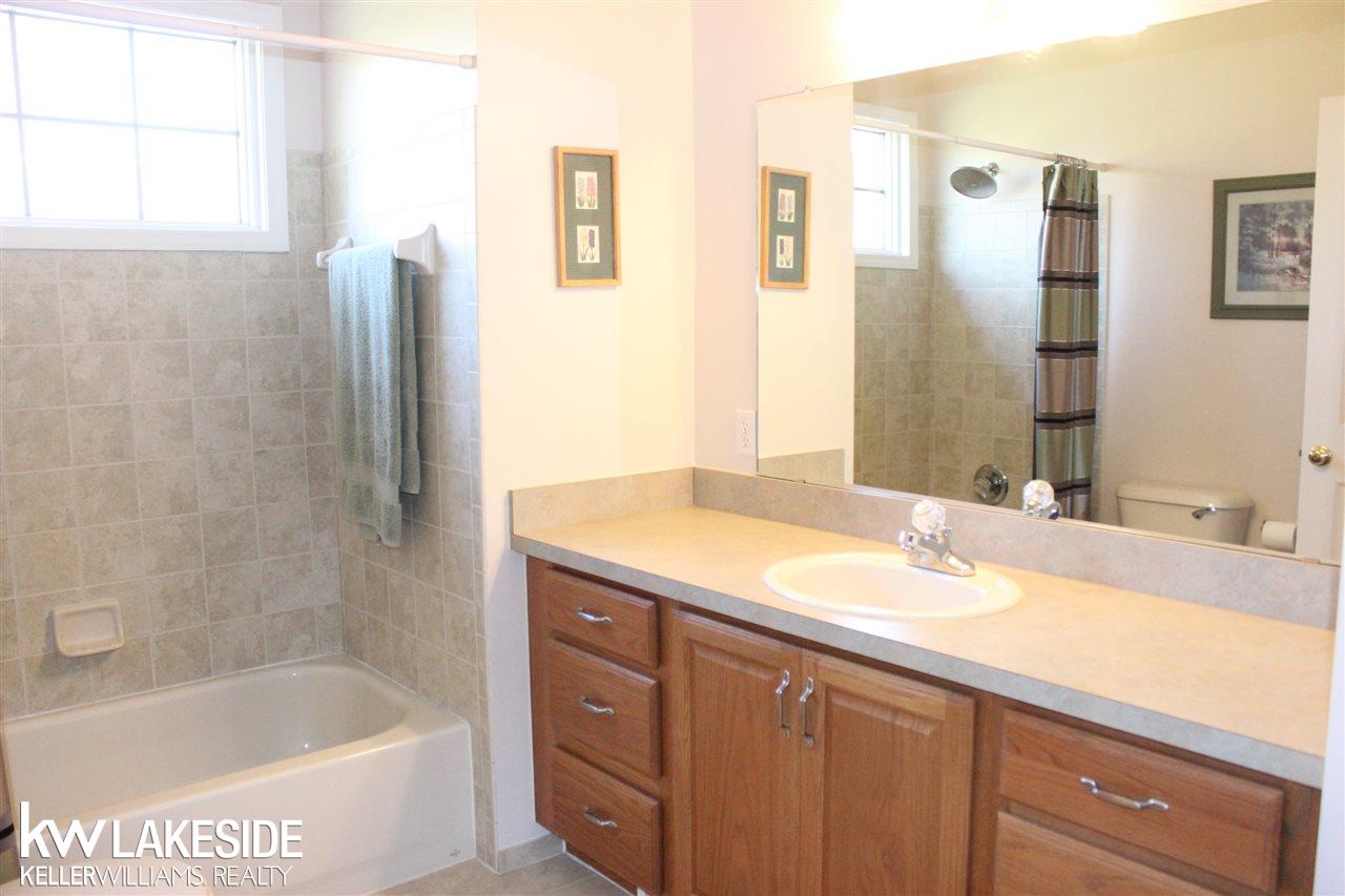 73534 Gould Road Romeo, MI 48065 - Photo 16 of 59 50026727-15.JPG