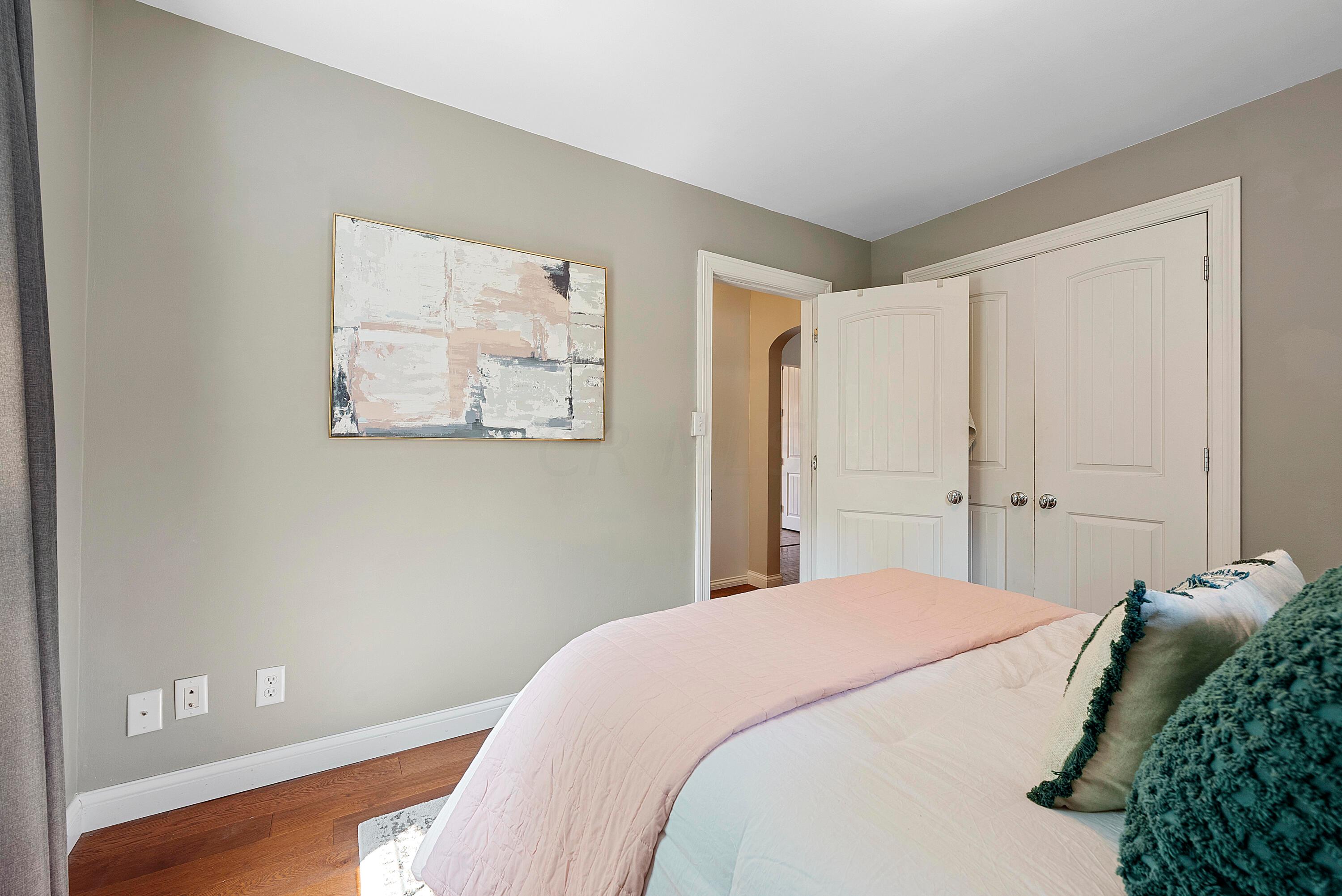 2292 Fishinger Road Columbus, OH 43220 - Photo 25 of 54 Bedroom 1