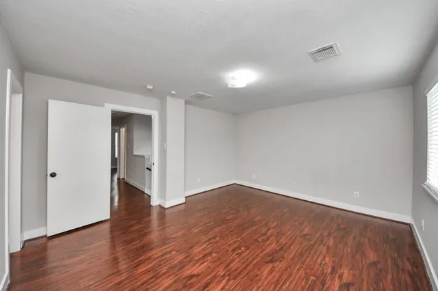 $2,000 | 1536 Kew Garden Drive, Houston, TX 77047