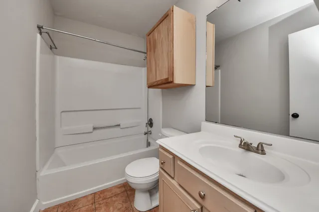 $2,000 | 1536 Kew Garden Drive, Houston, TX 77047