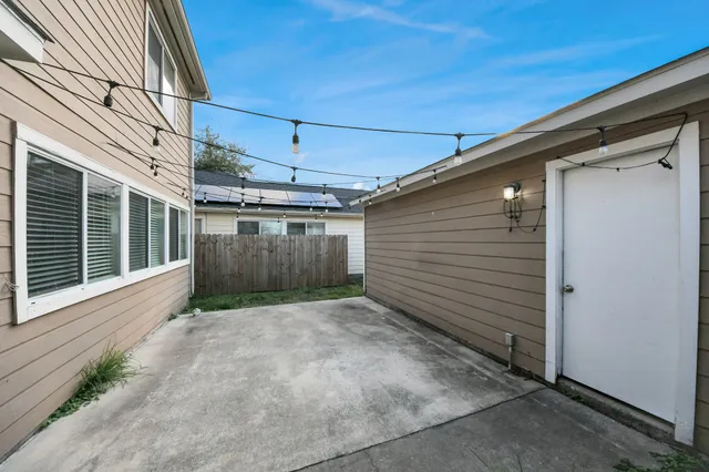 $2,000 | 1536 Kew Garden Drive, Houston, TX 77047