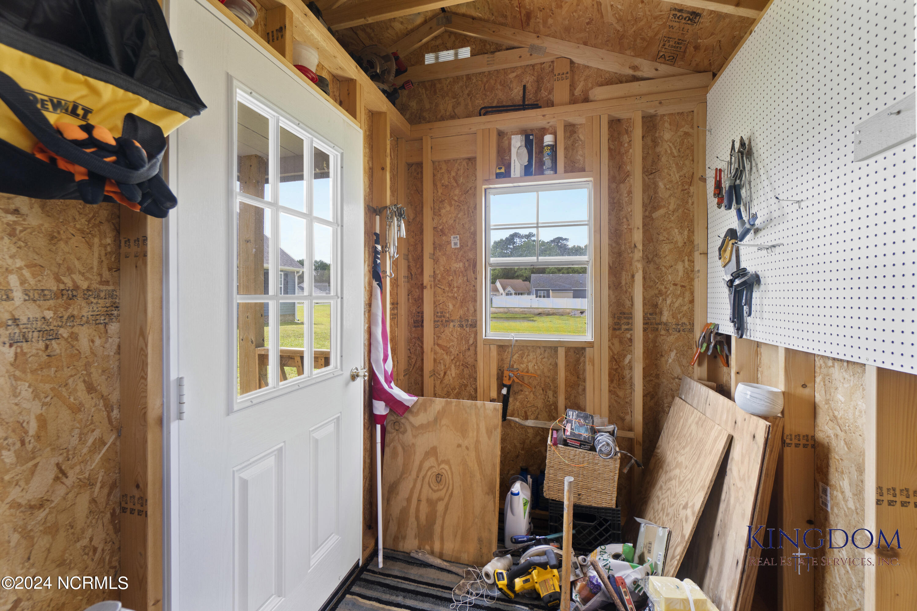 1660 Warren Way Elizabeth City, NC 27909 - Photo 52 of 56 done_35