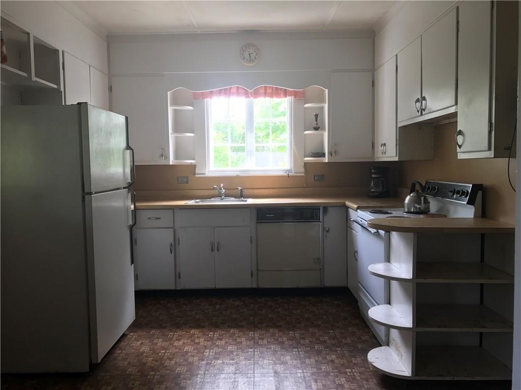 32 Lindsay Road York, ME 03909 - Photo 5 of 18