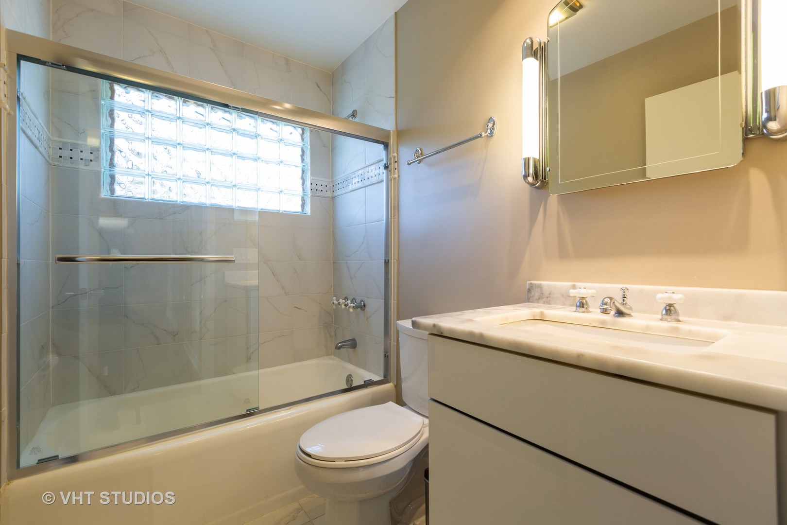 183 Stonegate Road Trout Valley, IL 60013 - Photo 14 of 19