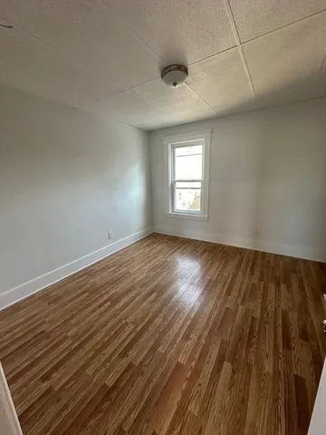 $2,300 | 11 Alpine Street, Unit 3, Worcester, MA 01610