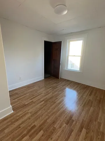 $2,300 | 11 Alpine Street, Unit 3, Worcester, MA 01610