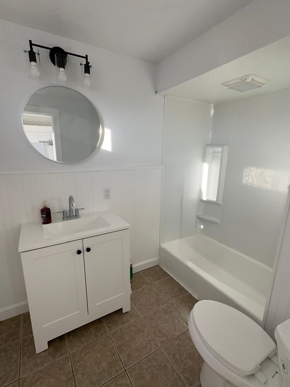 11 Alpine Street, Unit 3 Worcester, MA 01610 - Photo 7 of 15