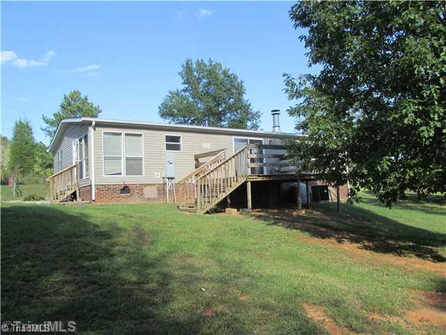 155 Red Brick Road Lexington, NC 27295 - Photo 4 of 6 Exterior Back.