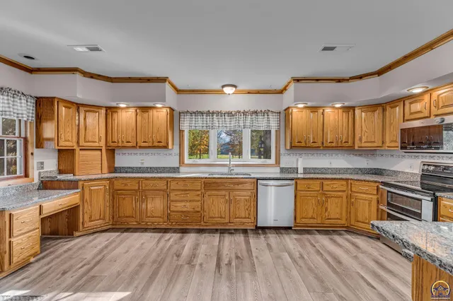 $239,900 | 620 108 Road, Delia, KS 66418