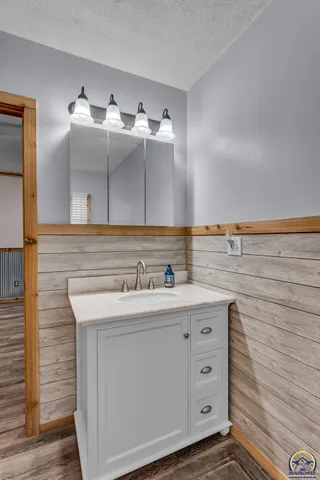 $239,900 | 620 108 Road, Delia, KS 66418